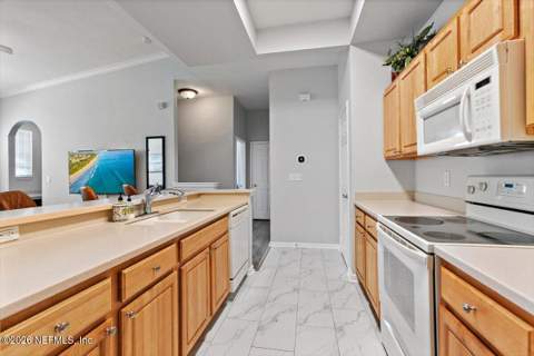 10075 Gate Parkway #2611, Jacksonville FL - photo 16 of 22