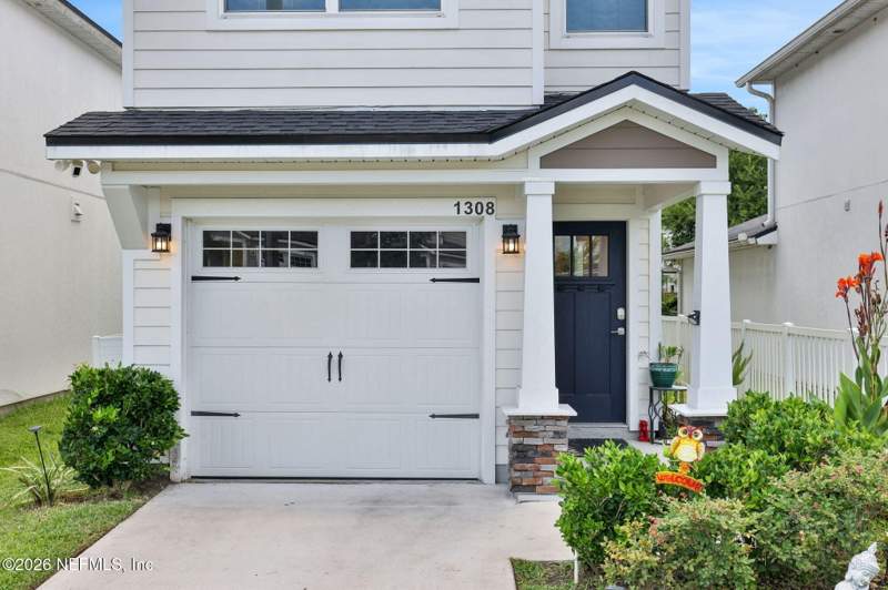 3 bedroom Single Family Residence at 1308 MULL Street, Cedarhurst, Jacksonville — photo 4