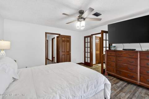 1305 Lake Asbury Drive, Green Cove Springs FL - photo 21 of 44