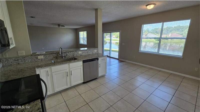 6 bedroom Single Family Residence at 1656 HAWKINS COVE Drive, Hawkins Cove, Jacksonville — photo 3