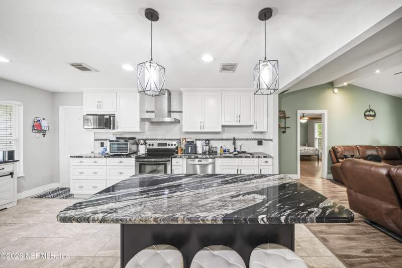 3 bedroom Single Family Residence at 3660 Mandarin Woods Drive, Mandarin Pines, Jacksonville — photo 4