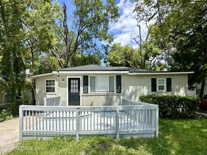 4 bedroom Single Family Residence at 225 SHORTREED Street, Fehrenbachs, Jacksonville — photo 2