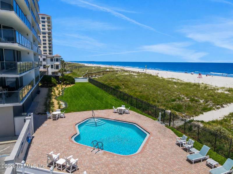 2 bedroom Condominium at 1221 1st Street #2B, The Waterford, Jacksonville Beach — photo 3
