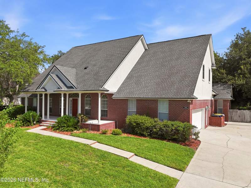 5 bedroom Single Family Residence at 12633 Shoal Creek Lane, Hidden Hills Cc, Jacksonville — photo 2
