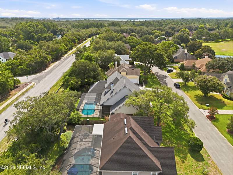 5 bedroom Single Family Residence at 12633 Shoal Creek Lane, Hidden Hills Cc, Jacksonville — photo 5