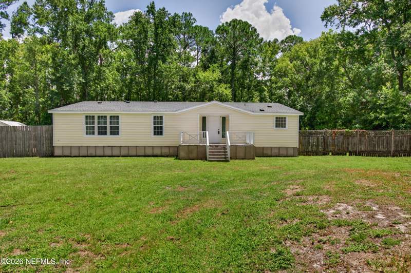 3 bedroom Manufactured Home at 2817 Haddock Road, Section Land, Jacksonville — photo 4