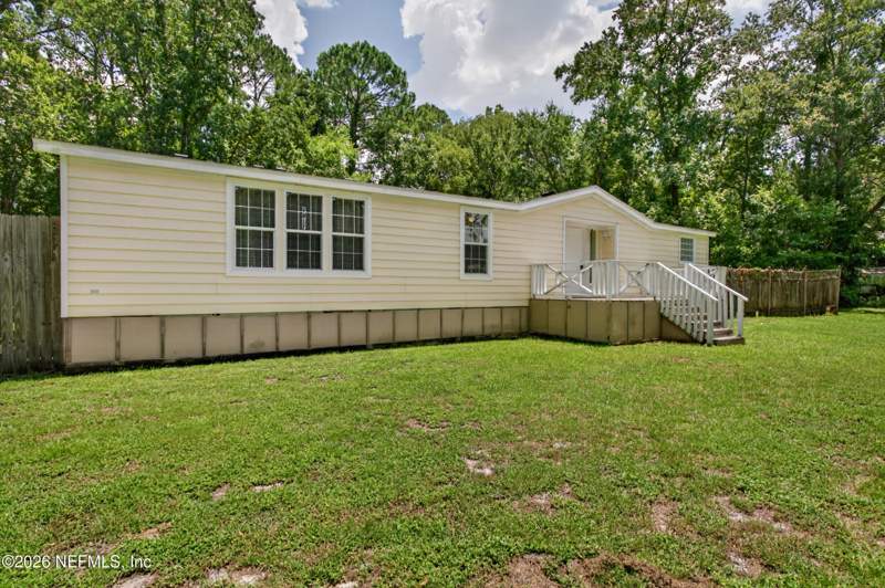 3 bedroom Manufactured Home at 2817 Haddock Road, Section Land, Jacksonville — photo 5