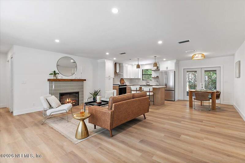 3 bedroom Single Family Residence at 426 Jasmine Road, St Augustine South, St. Augustine South — photo 4