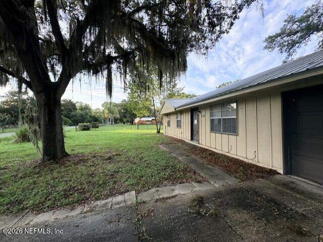 3 bedroom Single Family Residence at 108 River Road Drive, River Road Estates, Palatka — photo 2