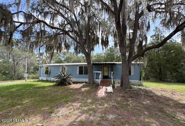 3 bedroom Mobile Home at 6315 Golden Oak Lane, Oak Ridge Farms, Keystone Heights — photo 2