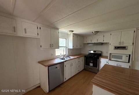 6315 Golden Oak Lane, Keystone Heights FL - photo 8 of 30