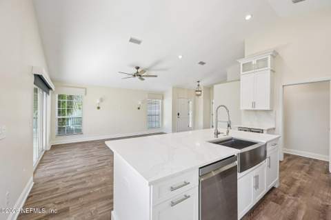 341 Charlemagne Circle, Ponte Vedra Beach FL - photo 10 of 40
