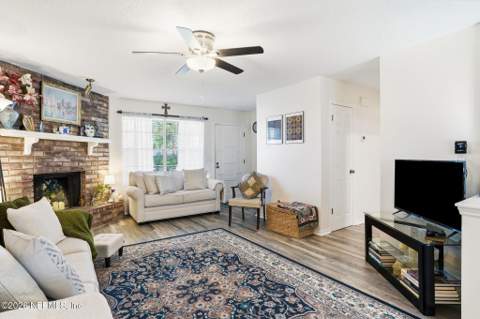 2409 Dublin Court, Orange Park FL - photo 10 of 37