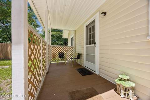 4642 Crescent Street, Jacksonville FL - photo 21 of 44