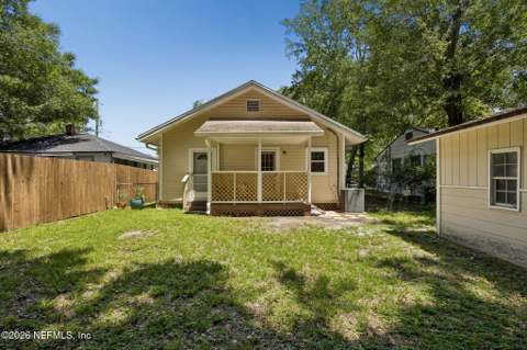 4642 Crescent Street, Jacksonville FL - photo 23 of 44