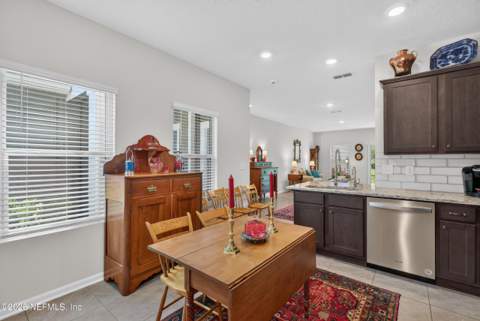 7744 Legacy Trail, Jacksonville FL - photo 10 of 31