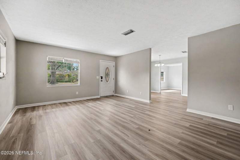 3 bedroom Single Family Residence at 1456 Danbury Road, Hillcrest, Jacksonville — photo 4