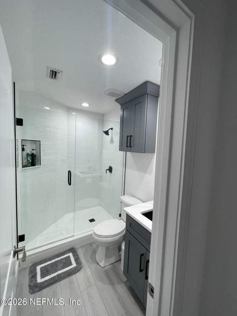 4449 Seabreeze Drive, Jacksonville FL - photo 15 of 27
