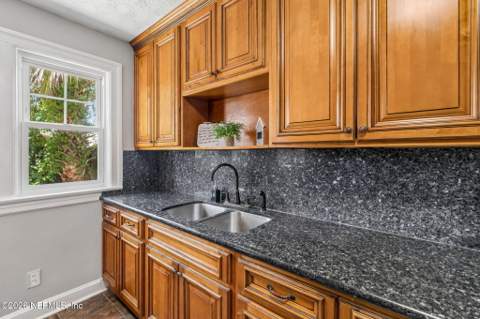 1605 Felch Avenue, Jacksonville FL - photo 15 of 51