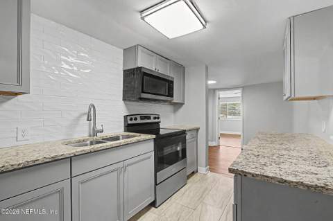2625 Kohn Road, Jacksonville FL - photo 7 of 28