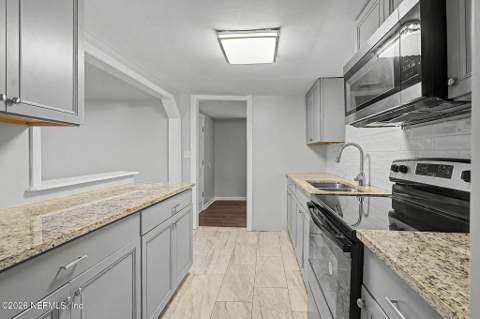 2625 Kohn Road, Jacksonville FL - photo 6 of 28