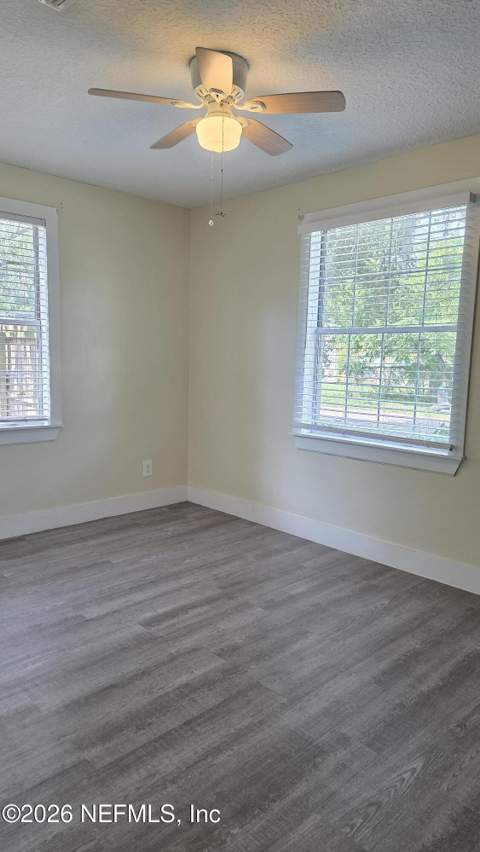 9049 Jackson Avenue, Jacksonville FL - photo 19 of 41
