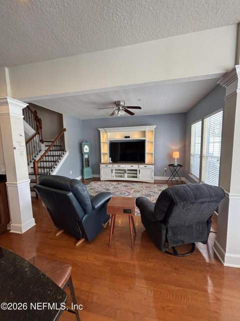 4242 Studio Park Avenue, Jacksonville FL - photo 9 of 47