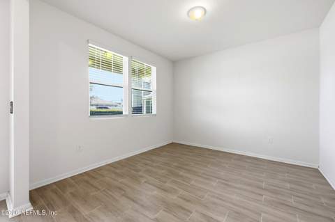 3512 Guppy Court, Jacksonville FL - photo 7 of 49