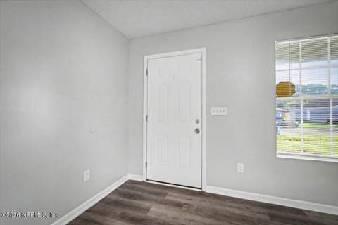 7818 India Avenue, Jacksonville FL - photo 8 of 29