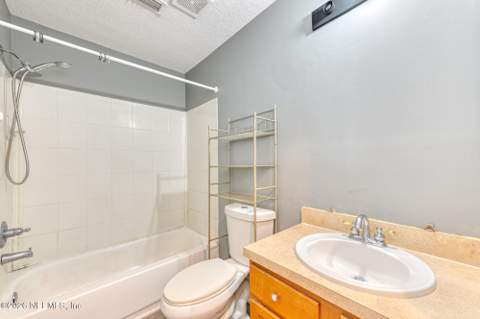 6304 Morse Oaks Circle, Jacksonville FL - photo 18 of 21