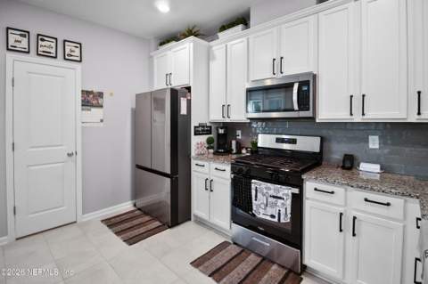 13259 Brookwater Drive, Jacksonville FL - photo 17 of 48