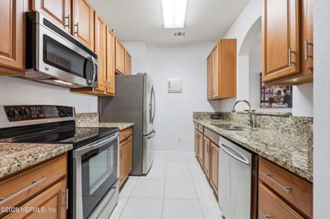7801 Point Meadows Drive #2303, Jacksonville FL - photo 7 of 49