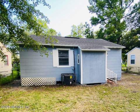 2325 Westbrook Circle, Jacksonville FL - photo 17 of 18