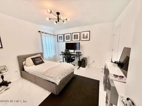 6823 Skinners Dairy Way, Jacksonville FL - photo 17 of 20