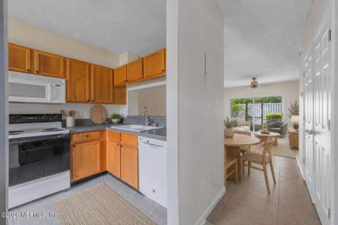12311 Kensington Lakes Drive #301, Jacksonville FL - photo 9 of 30