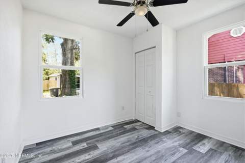 3756 Hunter Street, Jacksonville FL - photo 20 of 33