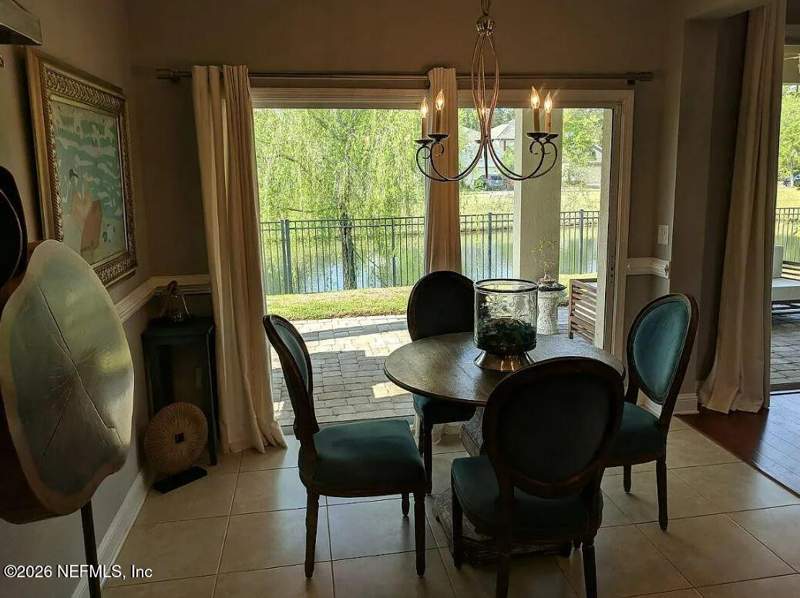 4 bedroom Single Family Residence at 3814 Hartwood Lane, Ironwood, Jacksonville — photo 5