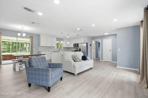 9744 Sappington Avenue, Jacksonville FL - photo 8 of 27