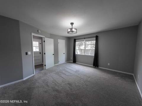 5020 Garette Drive, Jacksonville FL - photo 7 of 22