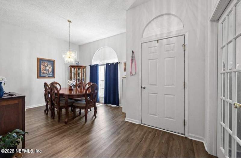 5 bedroom Single Family Residence at 2303 Ravines Lakes Road, The Ravines, Middleburg — photo 5