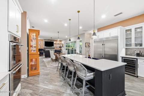 2800 Bastia Court, Jacksonville FL - photo 10 of 38