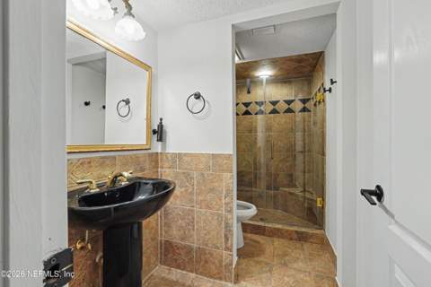 7827 Cypress Point Court, Jacksonville FL - photo 21 of 37