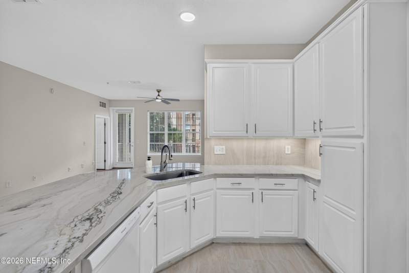 2 bedroom Condominium at 11251 Campfield Drive #1202, Campfield, Jacksonville — photo 3