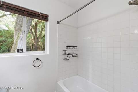 5466 Keystone Drive, Jacksonville FL - photo 18 of 37