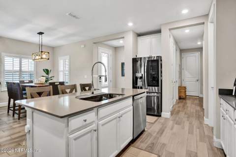 3108 Villa Vera Court, Jacksonville FL - photo 10 of 41