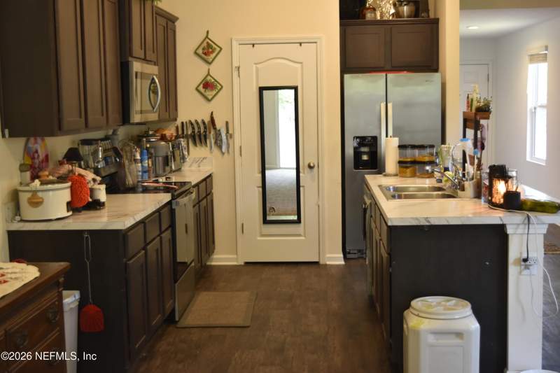 3 bedroom Single Family Residence at 5756 CALVARY Drive, Ortega Place, Jacksonville — photo 4