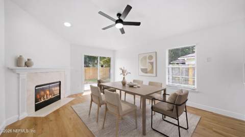 2498 Bentwater Drive, Jacksonville FL - photo 14 of 52