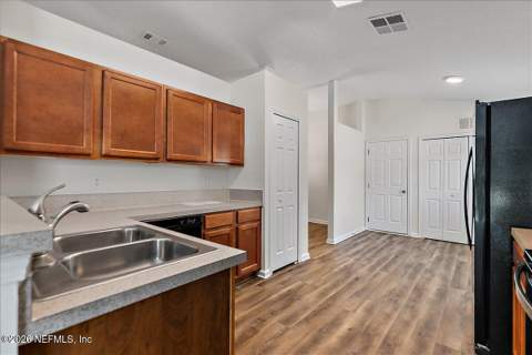 201 Marisco Way, Jacksonville FL - photo 8 of 21