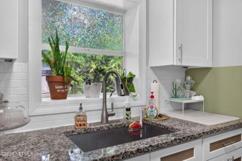 1212 Crestfield Road, Jacksonville FL - photo 14 of 60