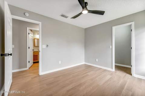 1112 Dorwinion Drive, Jacksonville FL - photo 17 of 30